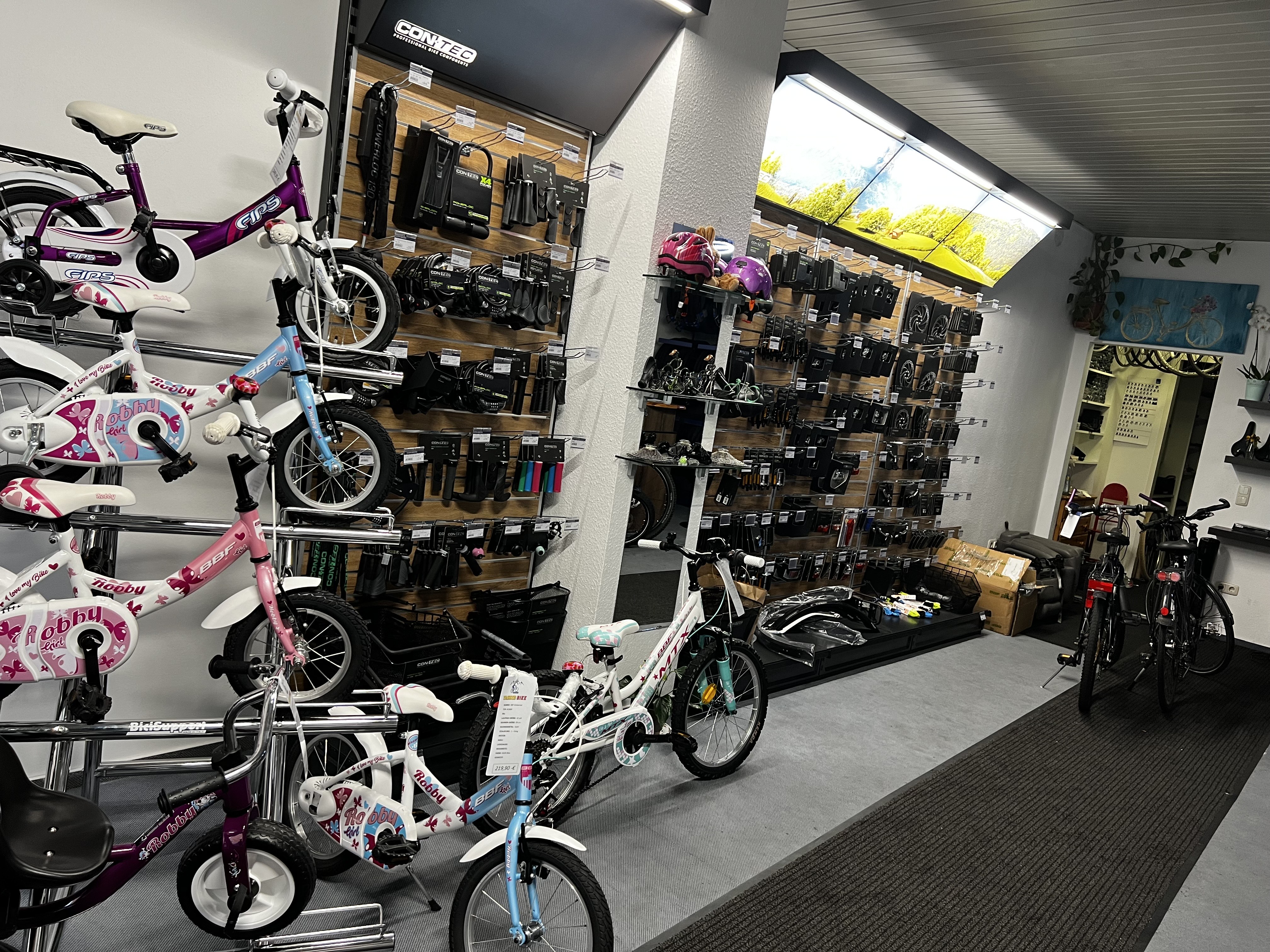 Innenansicht des Fahrradladens 3